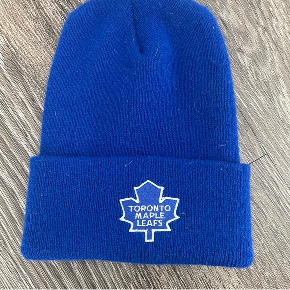 Vintage 90s Maple Leafs Beanie - Picture 1 of 4